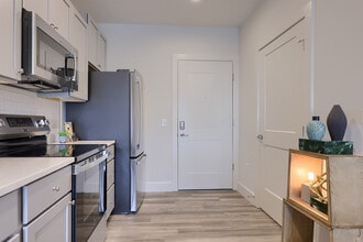 The Pointe at Overlook in Lancaster, PA - Building Photo - Building Photo
