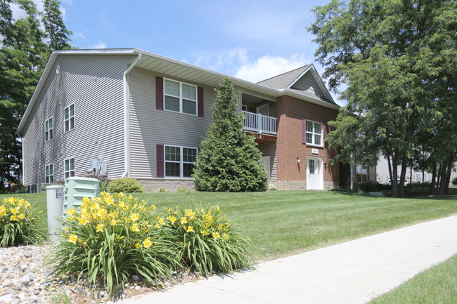 Frostwood Apartments in Peoria, IL - Foto de edificio - Building Photo