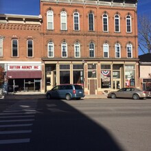 140 E Main St in Manchester, MI - Foto de edificio - Building Photo