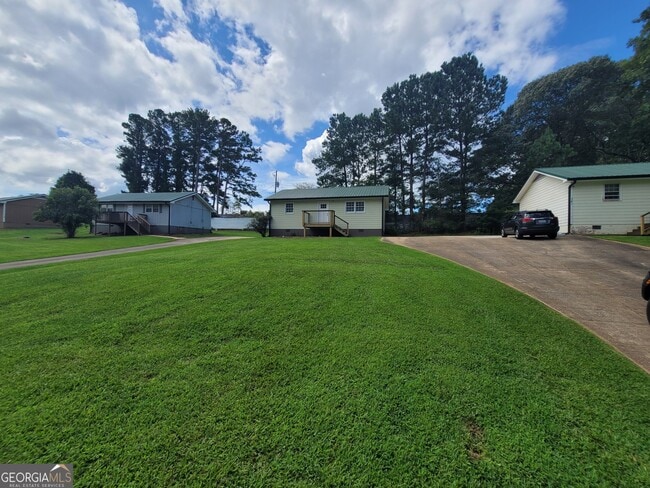 351 Browns Rd in Winder, GA - Building Photo - Building Photo