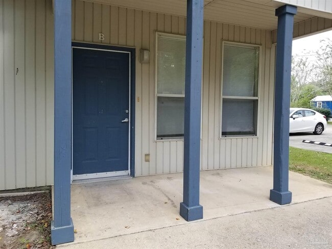property at 5016 Lillian Hwy