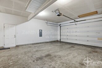 17705 NE 25th St in Vancouver, WA - Foto de edificio - Building Photo