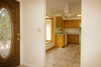 61176 Larkwood Dr in Bend, OR - Building Photo - Building Photo