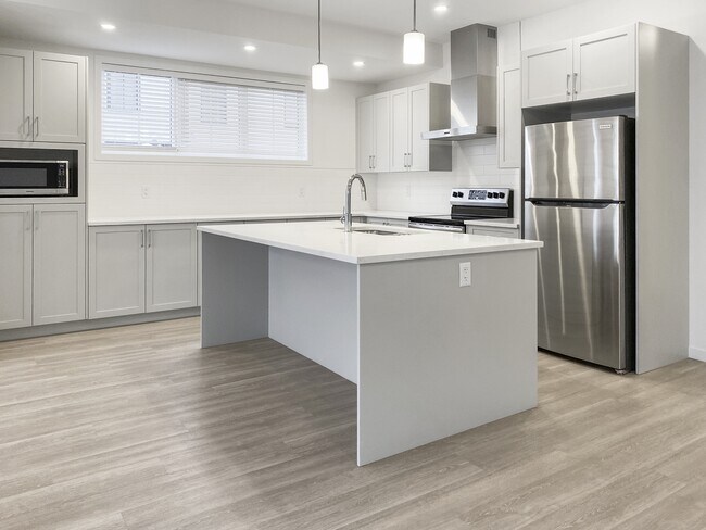 property at 679 SouthPoint Heath SW