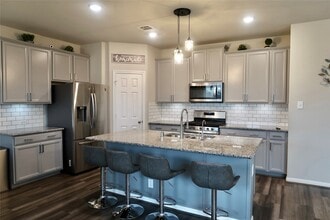 9850 Copper Ranch Trail in Richmond, TX - Building Photo - Building Photo