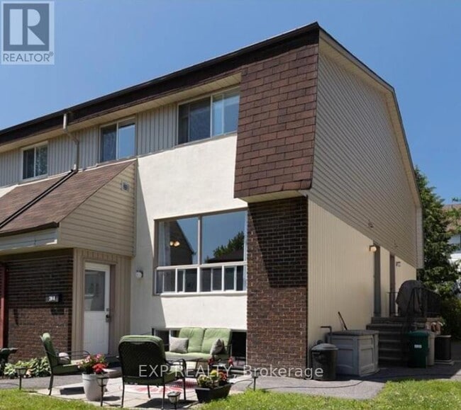 property at 135 Sonnet Crescent