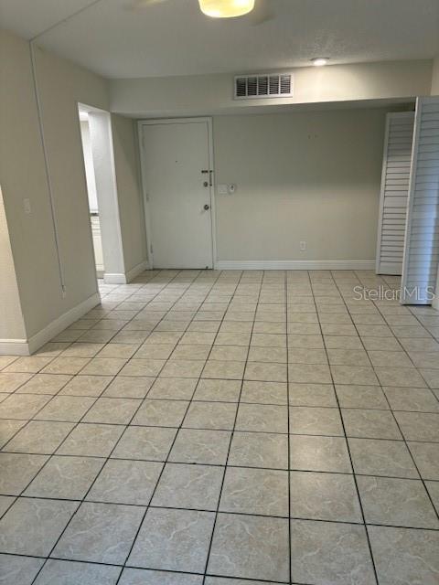 716 Oakgrove Dr in Brandon, FL - Building Photo