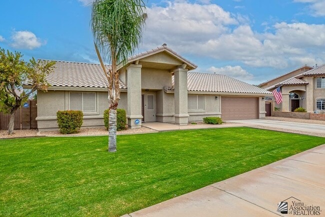 2637 S 37th Dr in Yuma, AZ - Building Photo - Building Photo