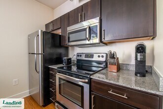 1820 E Broad St in Richmond, VA - Building Photo - Building Photo