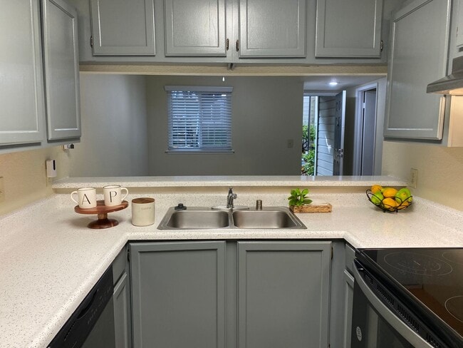 465 Canyon Oaks Dr in Oakland, CA - Building Photo - Building Photo