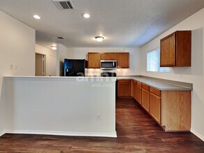 10136 High Eagle Trail in Fort Worth, TX - Foto de edificio - Building Photo