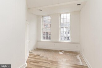 44 S 3rd St-Unit -2 in Philadelphia, PA - Building Photo - Building Photo
