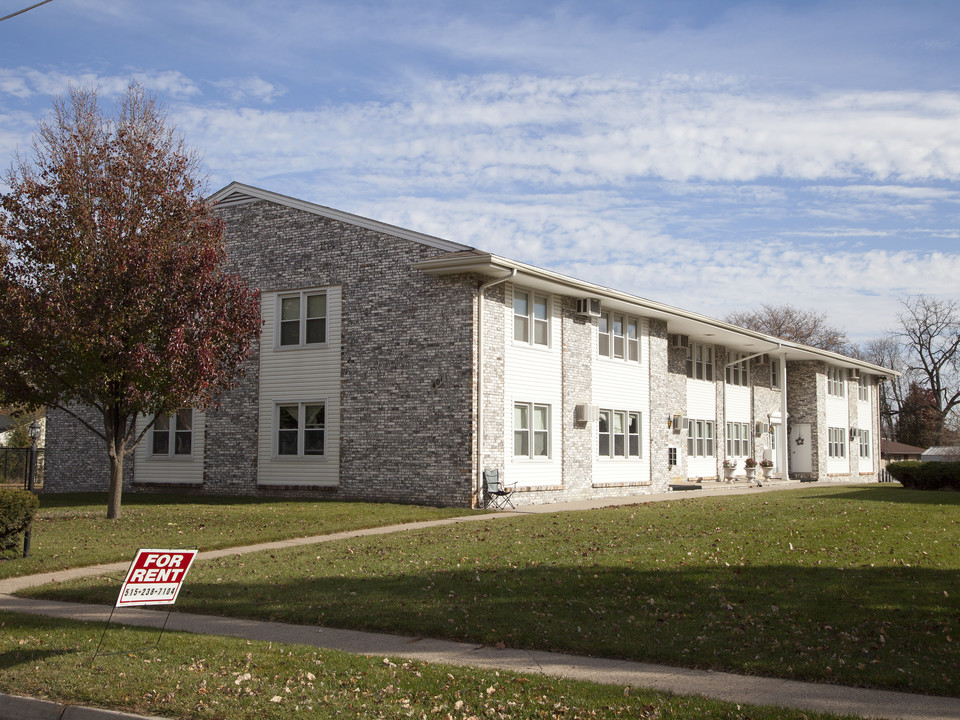 401 SW elm St in Ankeny, IA - Foto de edificio