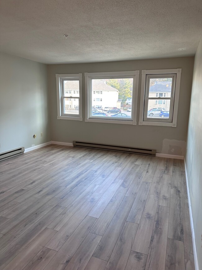 18 Smithwheel Rd, Unit 10 in Old Orchard Beach, ME - Building Photo - Building Photo