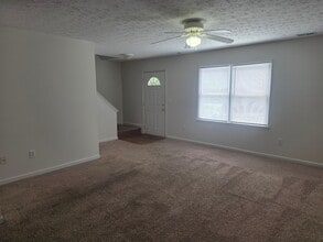 8 Donnell Ave in Havelock, NC - Building Photo - Building Photo