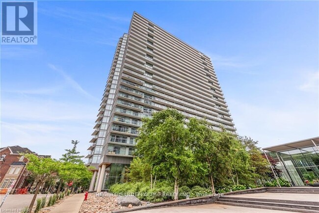 103-2103 The Queensway