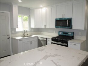 852 N Davidson Ave in San Bernardino, CA - Building Photo - Building Photo