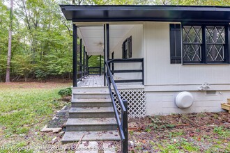 372 Newport Dr in Mount Gilead, NC - Building Photo - Building Photo