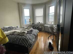 1193 Commonwealth Ave in Boston, MA - Building Photo - Building Photo