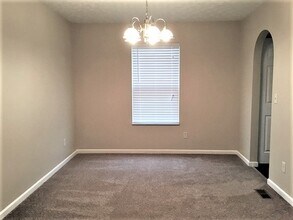 352 Pinecrest Ct in Delaware, OH - Building Photo - Building Photo