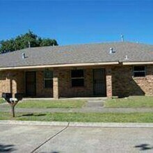 8941 Middleboro Rd in New Orleans, LA - Building Photo - Building Photo