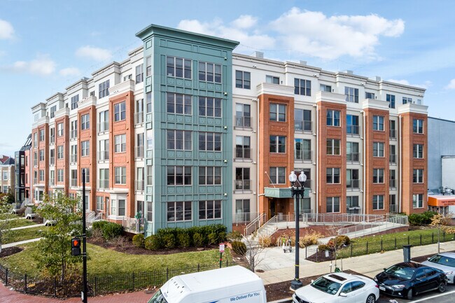 1350 Maryland Ave NE