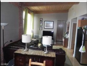 147 Centre St-Unit -Apt 604 in Brockton, MA - Building Photo - Building Photo