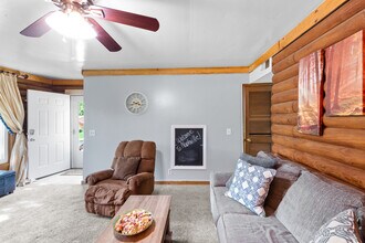 131 Needles Ct, Unit Needles in Nashville, TN - Foto de edificio - Building Photo