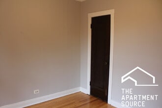 3005 N Racine Ave, Unit 3 in Chicago, IL - Building Photo - Building Photo