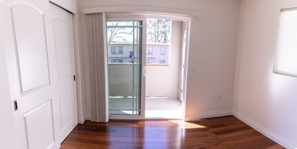 5906 Murietta Ave in Los Angeles, CA - Building Photo - Building Photo