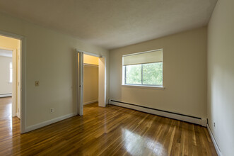 18 Ashford St, Unit 8B in Boston, MA - Building Photo - Building Photo