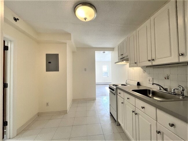 property at 580 Salem St