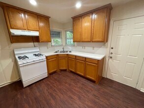 2921 Halbert St in Fort Worth, TX - Building Photo - Building Photo