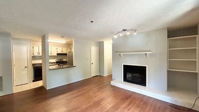 1707 Cumberland Ct SE in Smyrna, GA - Building Photo - Building Photo