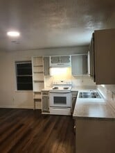 567 Co Rd 128 in Garrison, TX - Building Photo - Building Photo