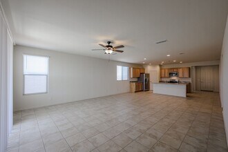 25389 N 166th Ln in Surprise, AZ - Building Photo - Building Photo