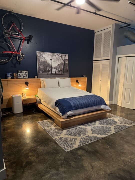 311 W 5th St, Unit 504 in Austin, TX - Building Photo