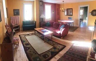56 Maple St, Unit 56 Maple furnished apt in Burlington, VT - Building Photo