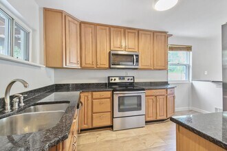 9316 Warren St in Silver Spring, MD - Building Photo - Building Photo