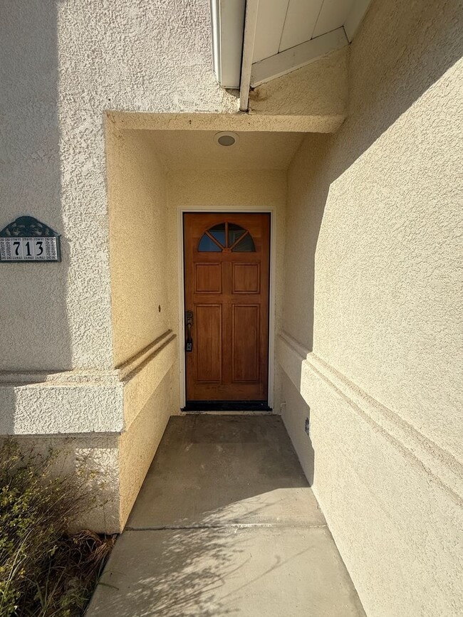 713 Richmind Ct in Santa Maria, CA - Building Photo - Building Photo