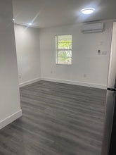 5934 Buchanan St in Hollywood, FL - Building Photo - Building Photo