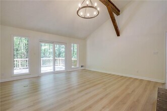 765 Spring Valley Dr in Cumming, GA - Building Photo - Building Photo