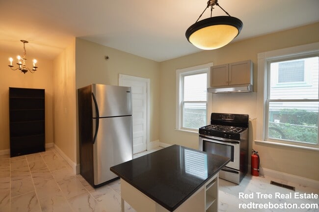 10 Bucknam St, Unit 1