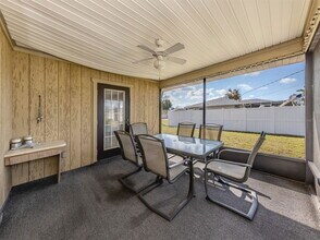 1101 Southland Rd in Venice, FL - Building Photo - Building Photo