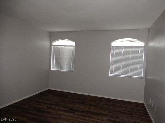 property at 75 N Valle Verde Dr