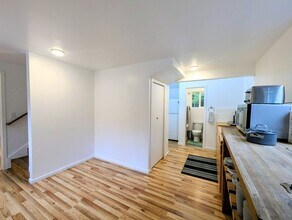 20411 W King Lake Rd in Monroe, WA - Building Photo - Building Photo