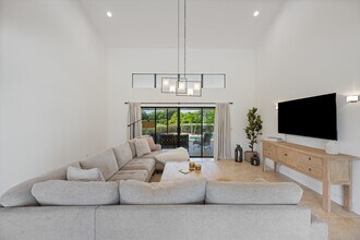 14596 Belmont Trce in West Palm Beach, FL - Building Photo - Building Photo