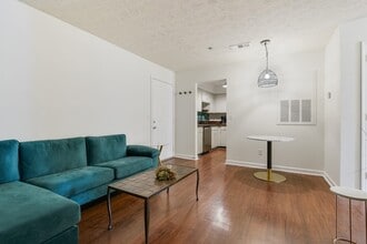 1808 State St, Unit 307 in Nashville, TN - Building Photo - Building Photo