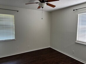 621 Hillside Dr in Sherman, TX - Building Photo - Building Photo