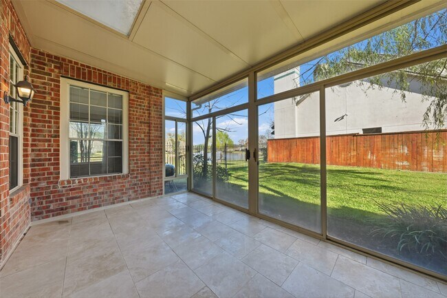 4208 Greystone Way in Sugar Land, TX - Building Photo - Building Photo